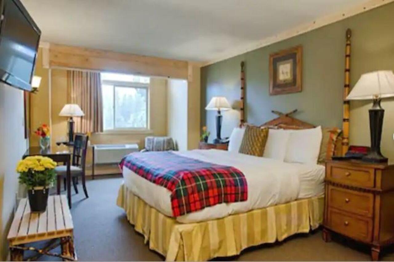 Outbound Mammoth Hotel