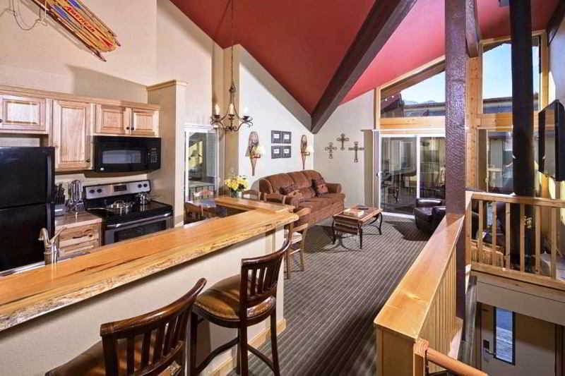 Hotel Outbound Mammoth 4*