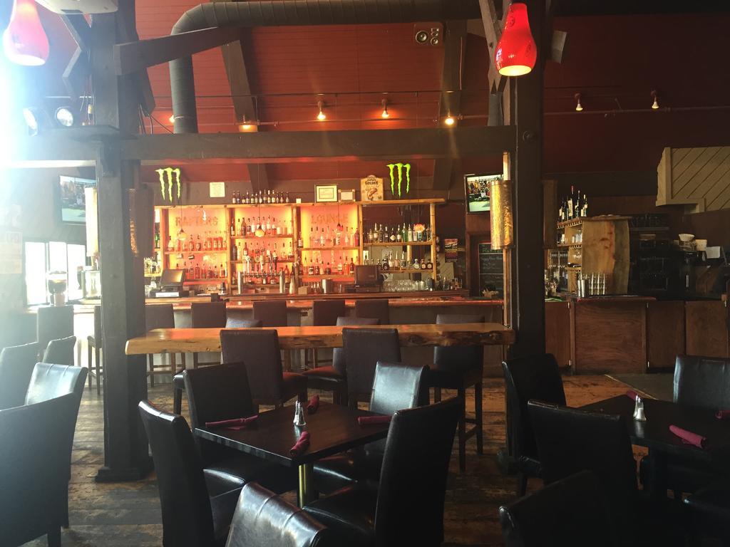 Outbound Mammoth Hotel